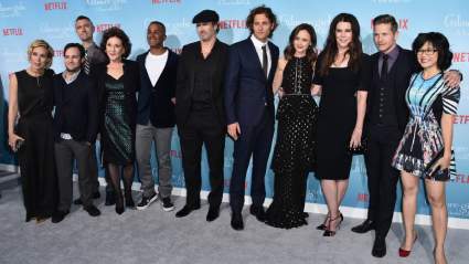 ‘Gilmore Girls’ Stars’ Surprise Broadway Reunion Sparks Major Buzz