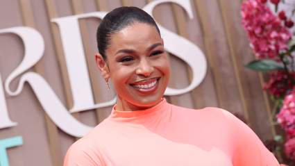 Jordin Sparks Stops ‘No Air’ Mid-Song to Help Overheated Fan