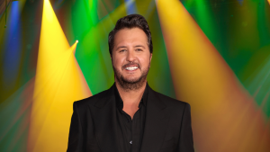 Luke Bryan posing for a photo