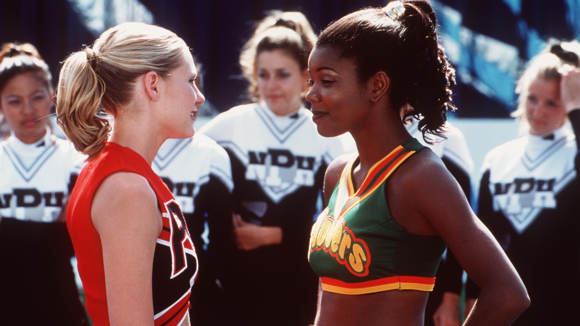 Kirsten Dunst And Gabrielle Union in "Bring It On"