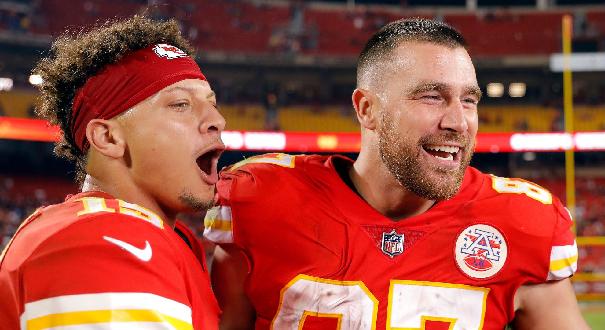 Patrick Mahomes And Travis Kelce Drop 1m On Chiefs Teammates