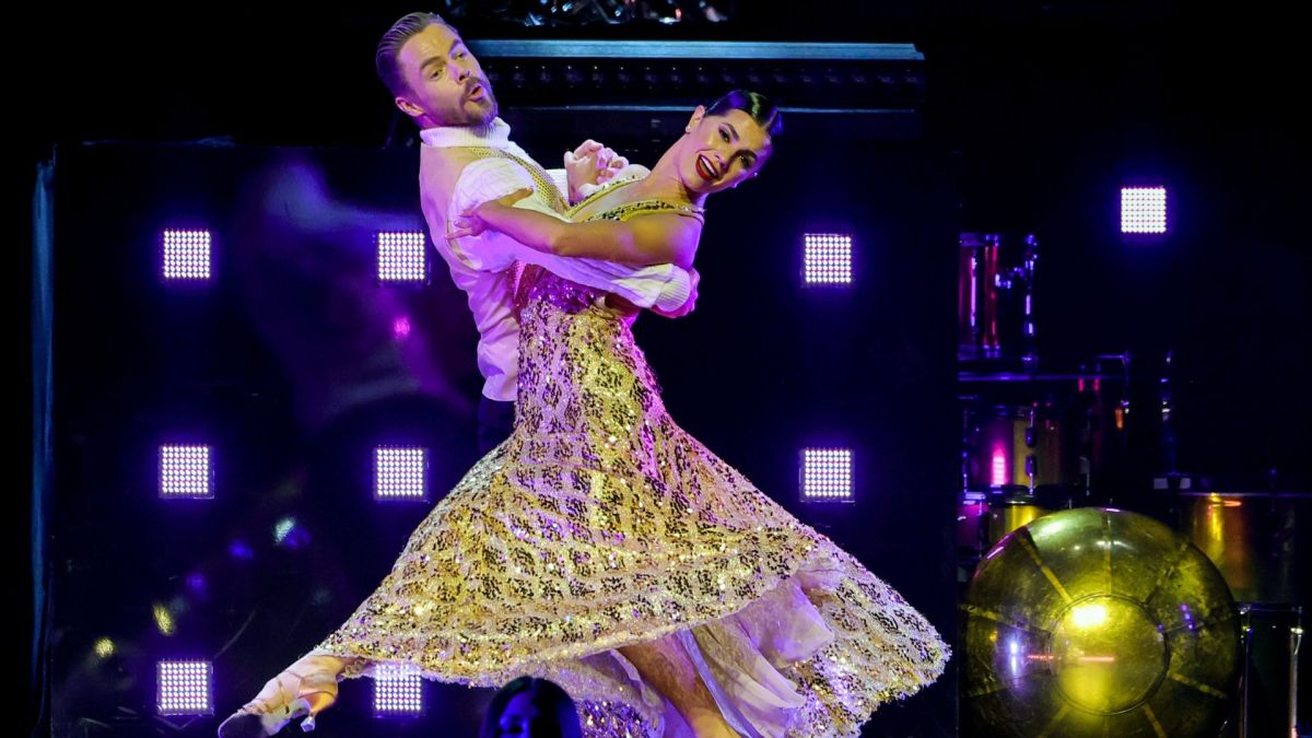 Derek Hough, Hayley Erbert