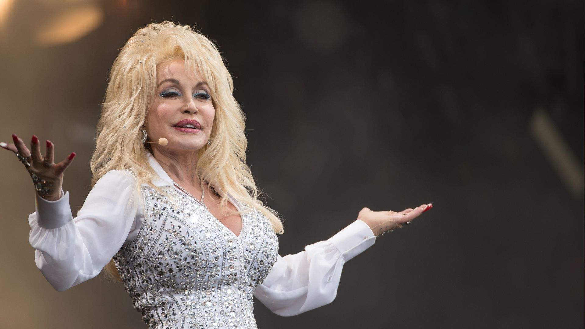 Dolly Parton Opens Up About Health as Carl Dean’s Will Comes to Light