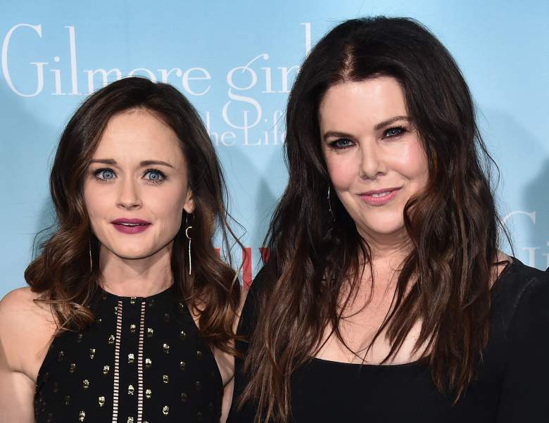 Actors Alexis Bledel and Lauren Graham