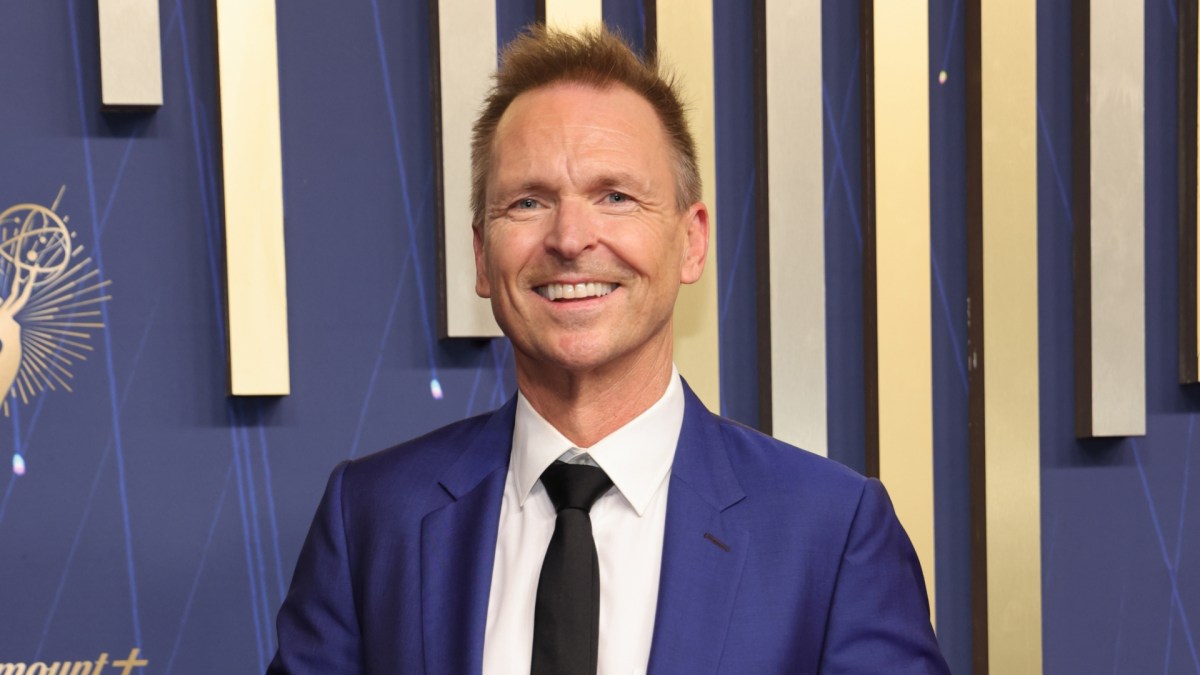 Phil Keoghan smiling