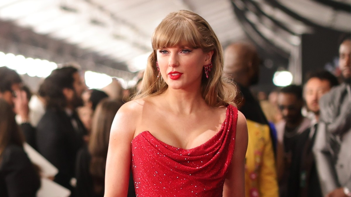 Taylor Swift on the red carpet