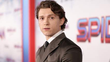 ‘Spiderman’ Star Rocks Bold New Transformation: PHOTOS