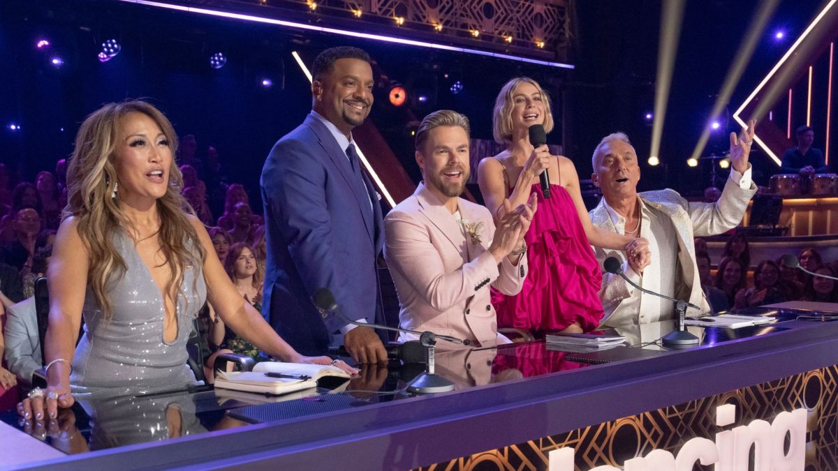 Carrie Ann Inaba, Alfonso Ribeiro, Derek Hough, Julianne Hough, Bruno Tonioli