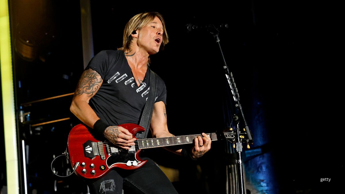 Keith Urban Flashes Sweet Tribute to Ex Nicole Kidman at the ACM Awards