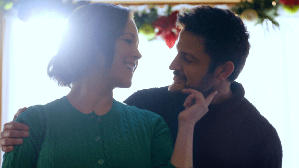 Erin Krakow and Tyler Hynes