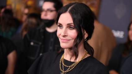 VIDEO: Courteney Cox Thrills Fans (& Famous Friends) By Drumming a Nirvana Song