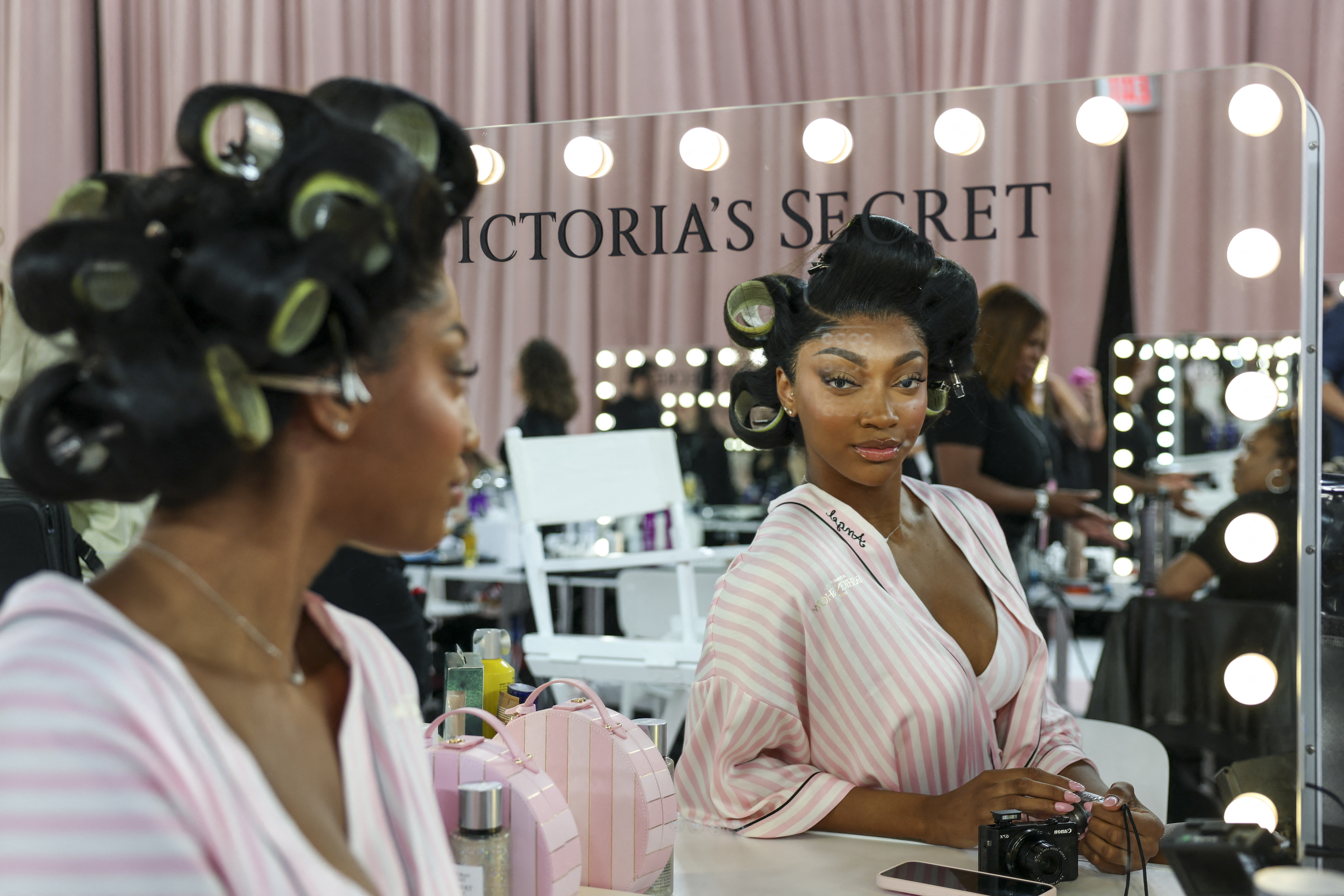 Victoria Secret Fashion Show 2025 Time, Location, What Channels