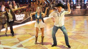 Witney Carson, Robert Irwin