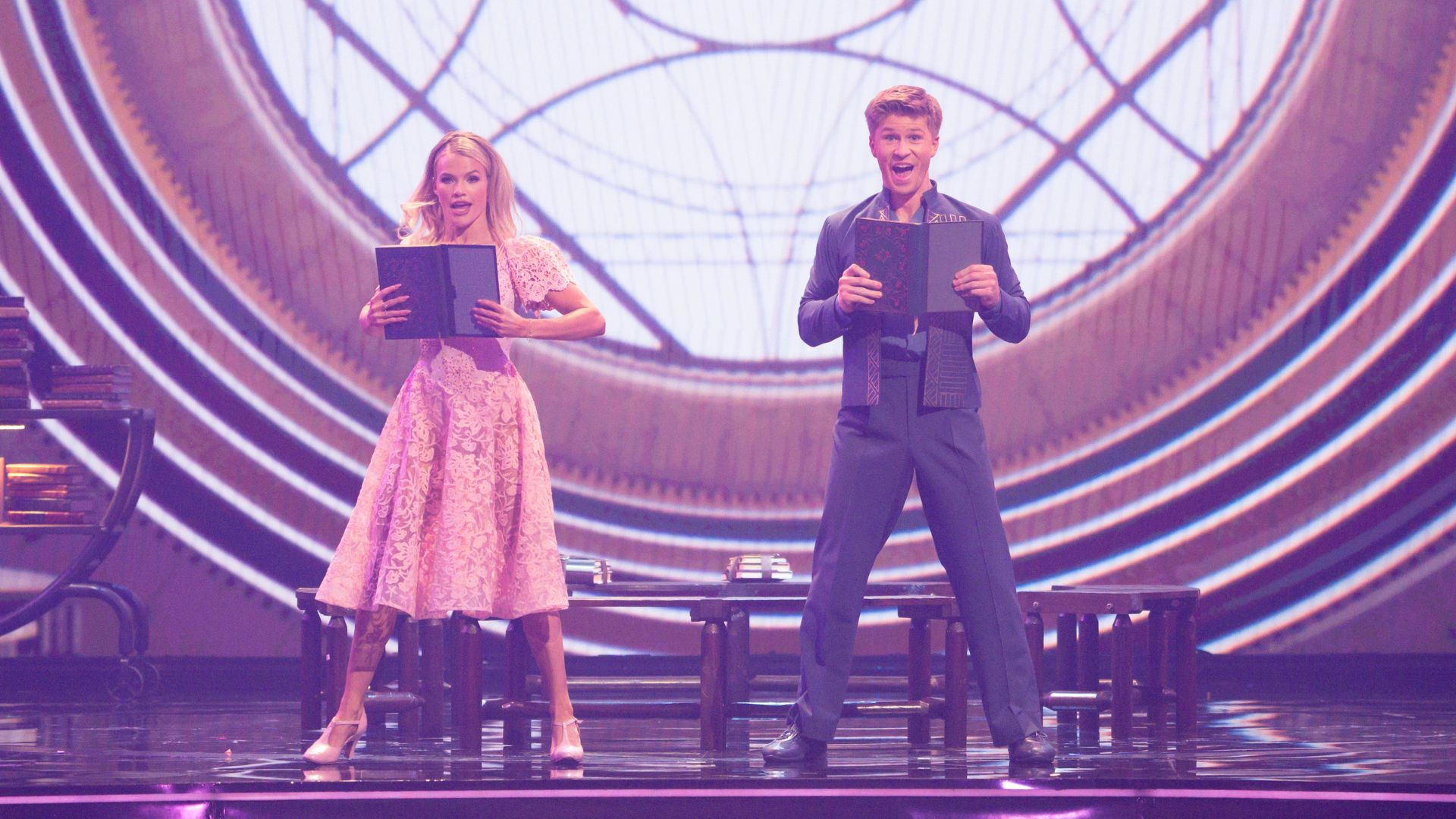 Witney Carson, Robert Irwin