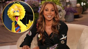 Big Bird, Holly Robinson Peete