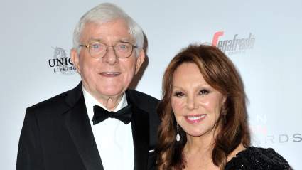 15 Months After Phil Donahue’s Passing, Marlo Thomas Gives Poignant Update: ‘I Miss Him a Lot’