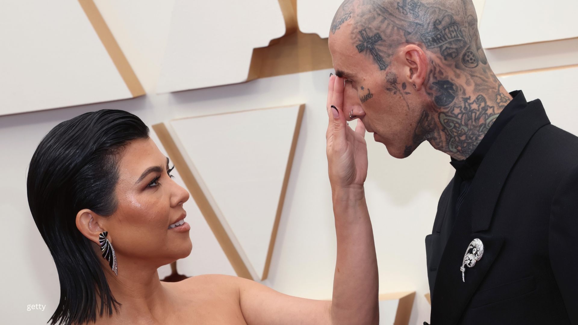 Kourtney Kardashian - Travis Barker