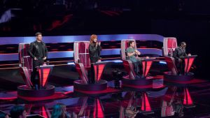 Michael Buble, Reba McEntire, Niall Horan, Snoop Dogg