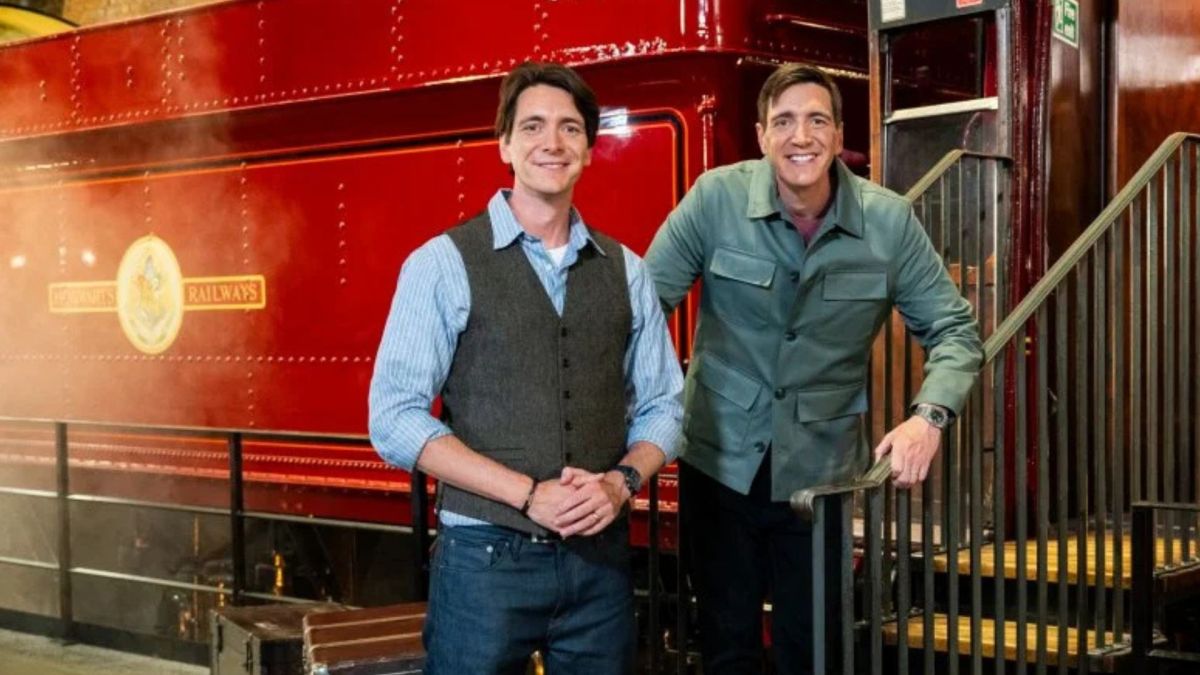 Food Network hosts the Phelps twins