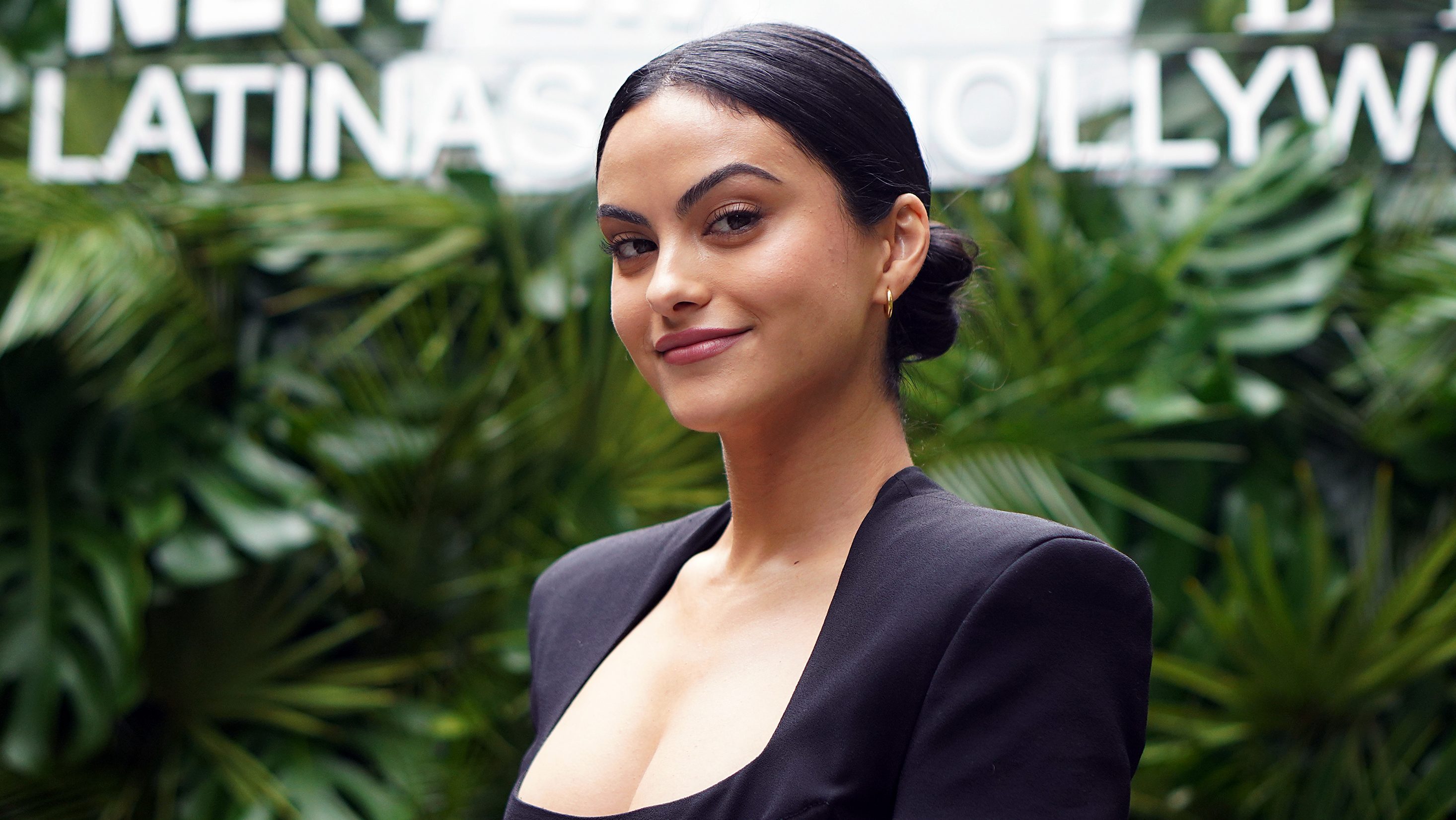 Camila Mendes