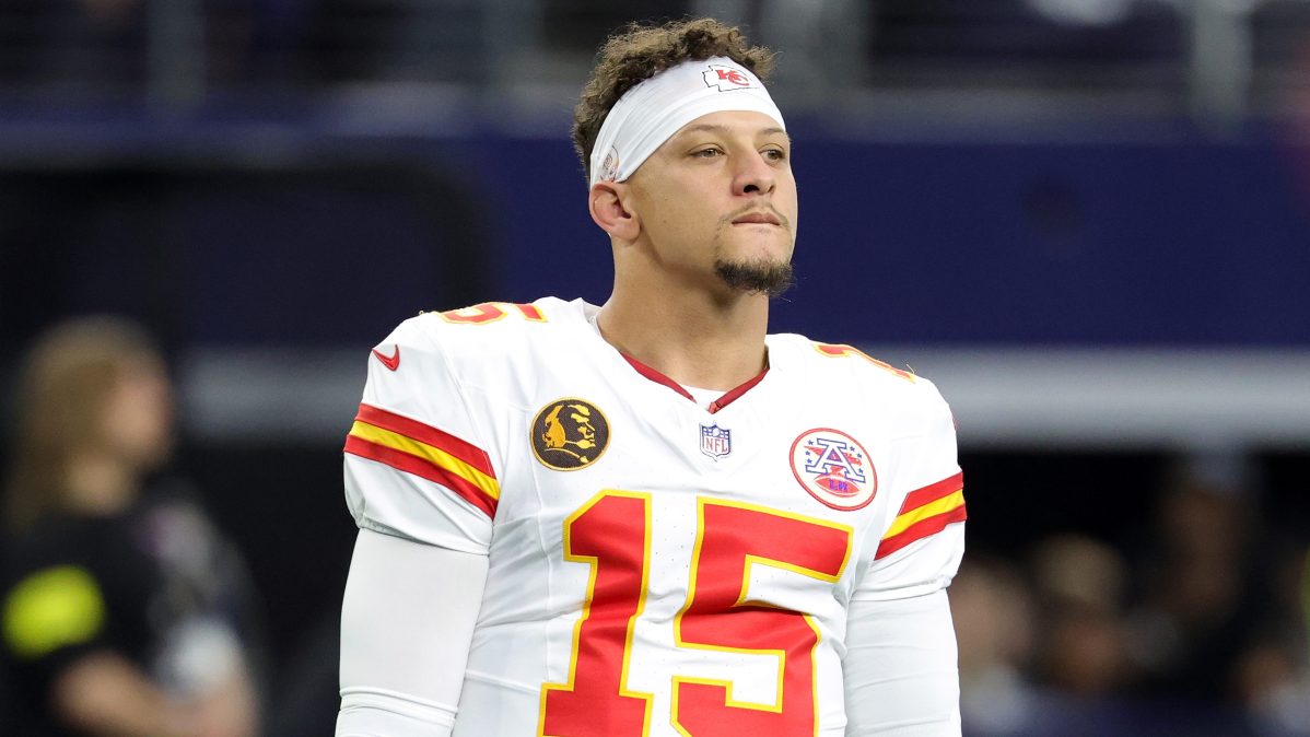 Patrick Mahomes #15 of the Kansas City Chiefs participates in warmups prior to a game against the Dallas Cowboys
