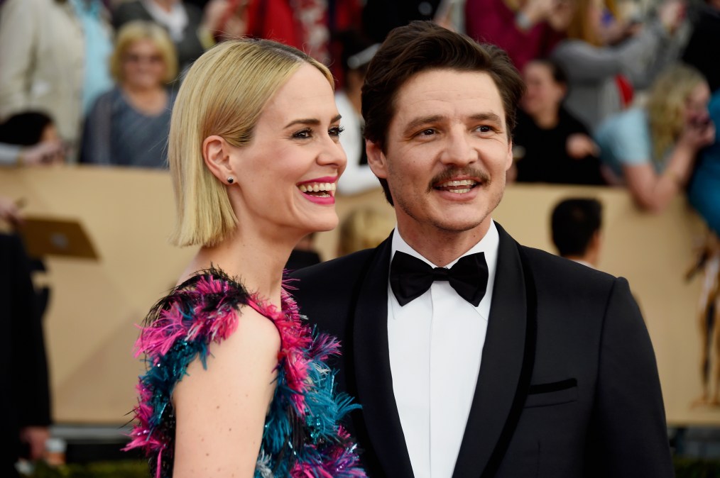 Actors Sarah Paulson (L) and Pedro Pascal 
