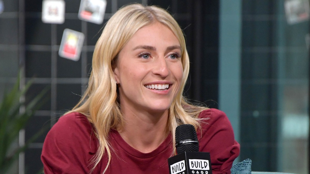 Jasmine Roth speaking into a microphone