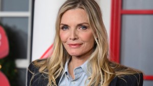 Michelle Pfeiffer poses for photo at an event