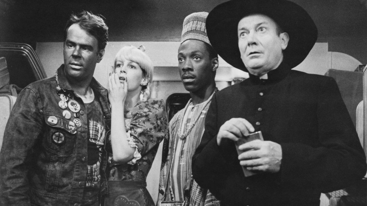 Dan Aykroyd, Jamie Lee Curtis, Eddie Murphy, Denholm Elliott