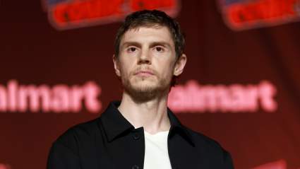 Evan Peters Opens up About Reuniting With Jessica Lange for ‘American Horror Story’