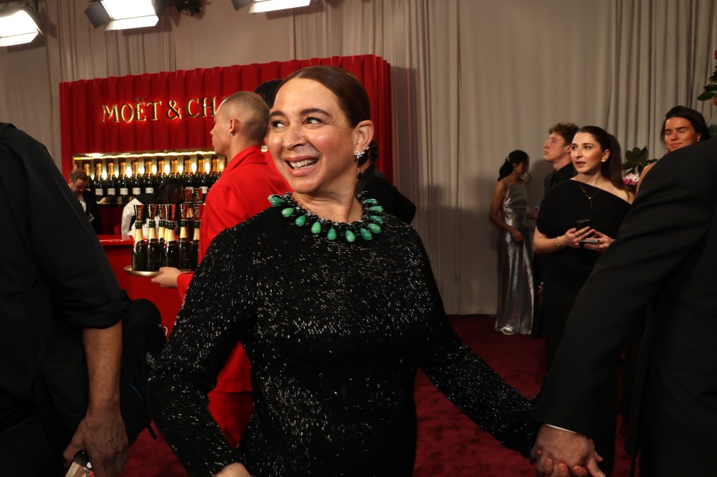 Maya Rudolph smiling at the Golen Globes