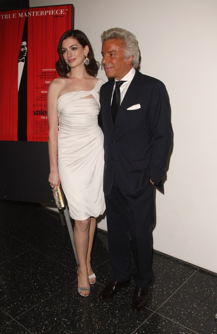 Anne Hathaway Giancarlo Giammetti