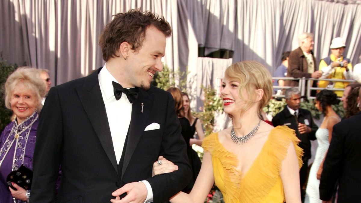 Actors Heath Ledger and Michelle Williams arrive to the 78th Annual Academy Awards at the Kodak Theatre on March 5, 2006