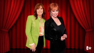 Suzy Bogguss in green jacket and Reba McEntire in black jacket