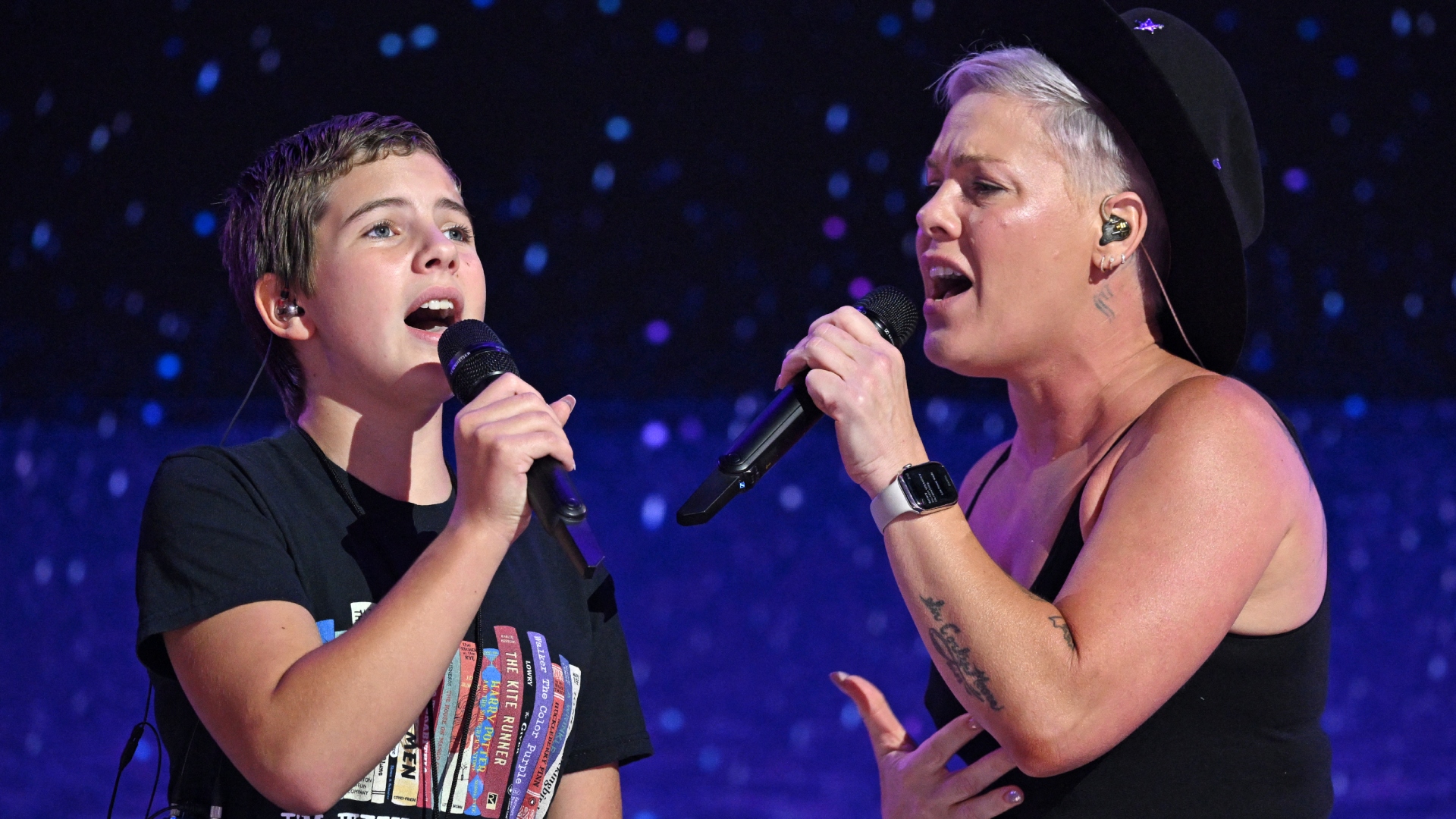 Pink and her daughter Willow perform onstage