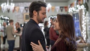 Tyler Hynes and Lacey Chabert