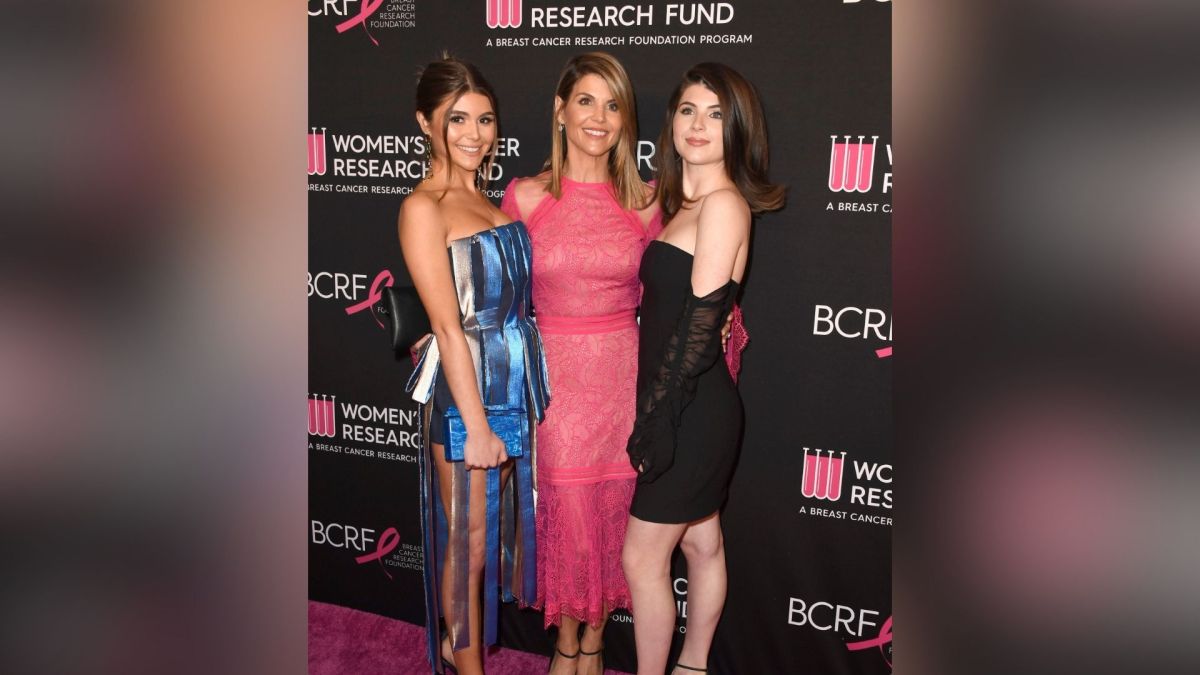 Lori Loughlin with her daughters, Olivia and Isabella.