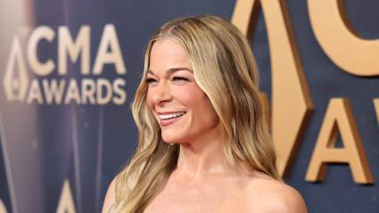 LeAnn Rimes’ Super-Rare Red Bikini Selfie Makes Jaws Drop: ‘Chasing Beautiful Places’