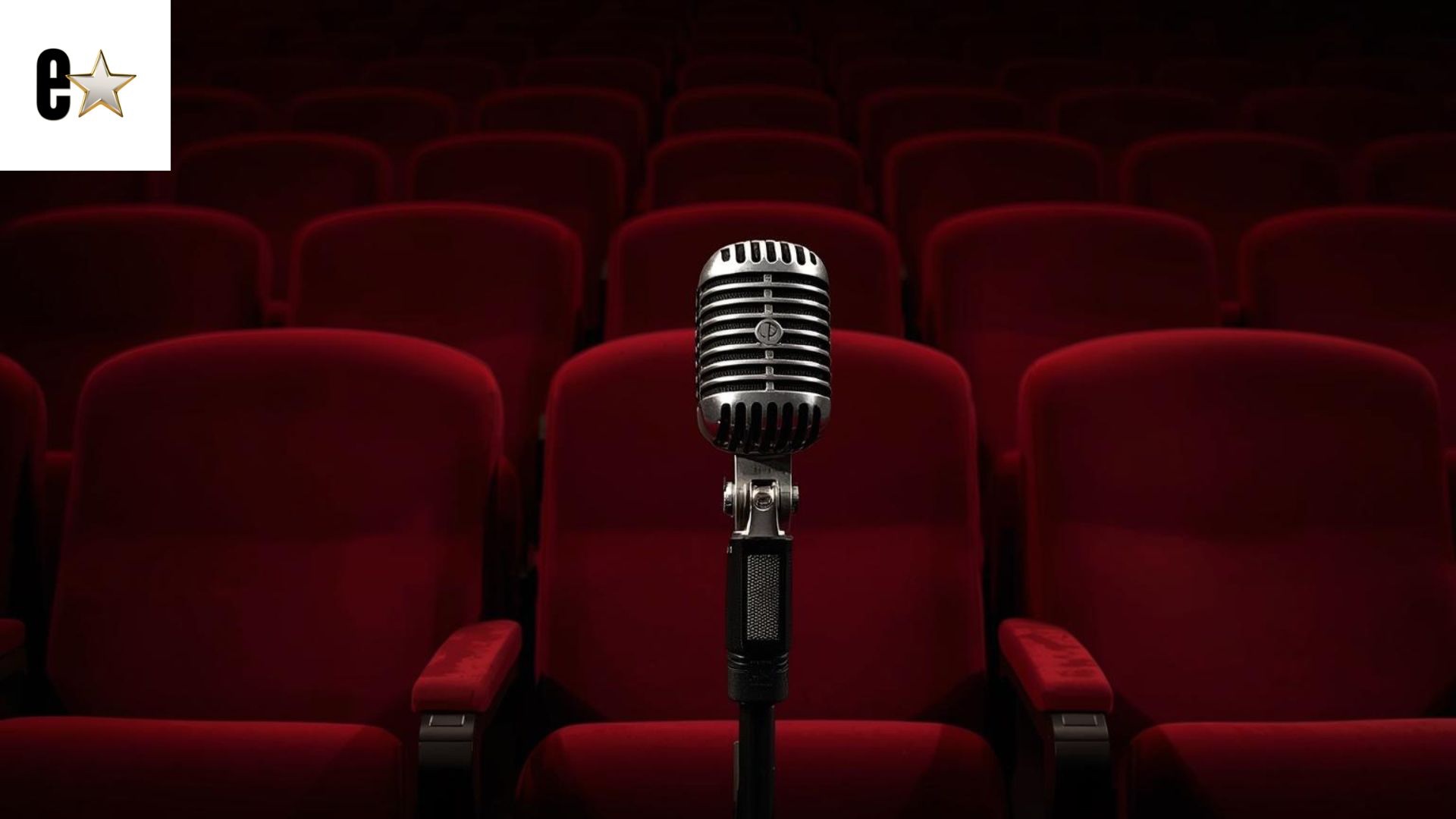 Demi Lovato tour, A microphone