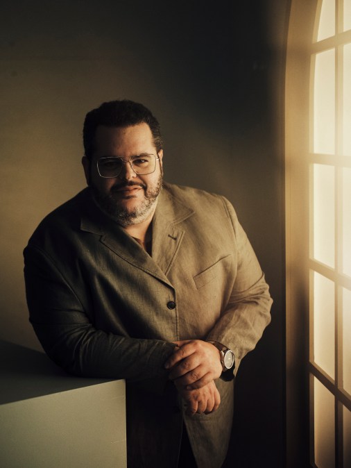 Stars Send Love To Josh Gad As His Mom Fights For Her Life Stars Send Love To Josh Gad As His Mom Fights For Her Life