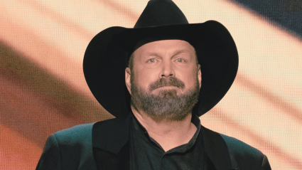 Garth Brooks Mourns Personal Loss of Influential Icon
