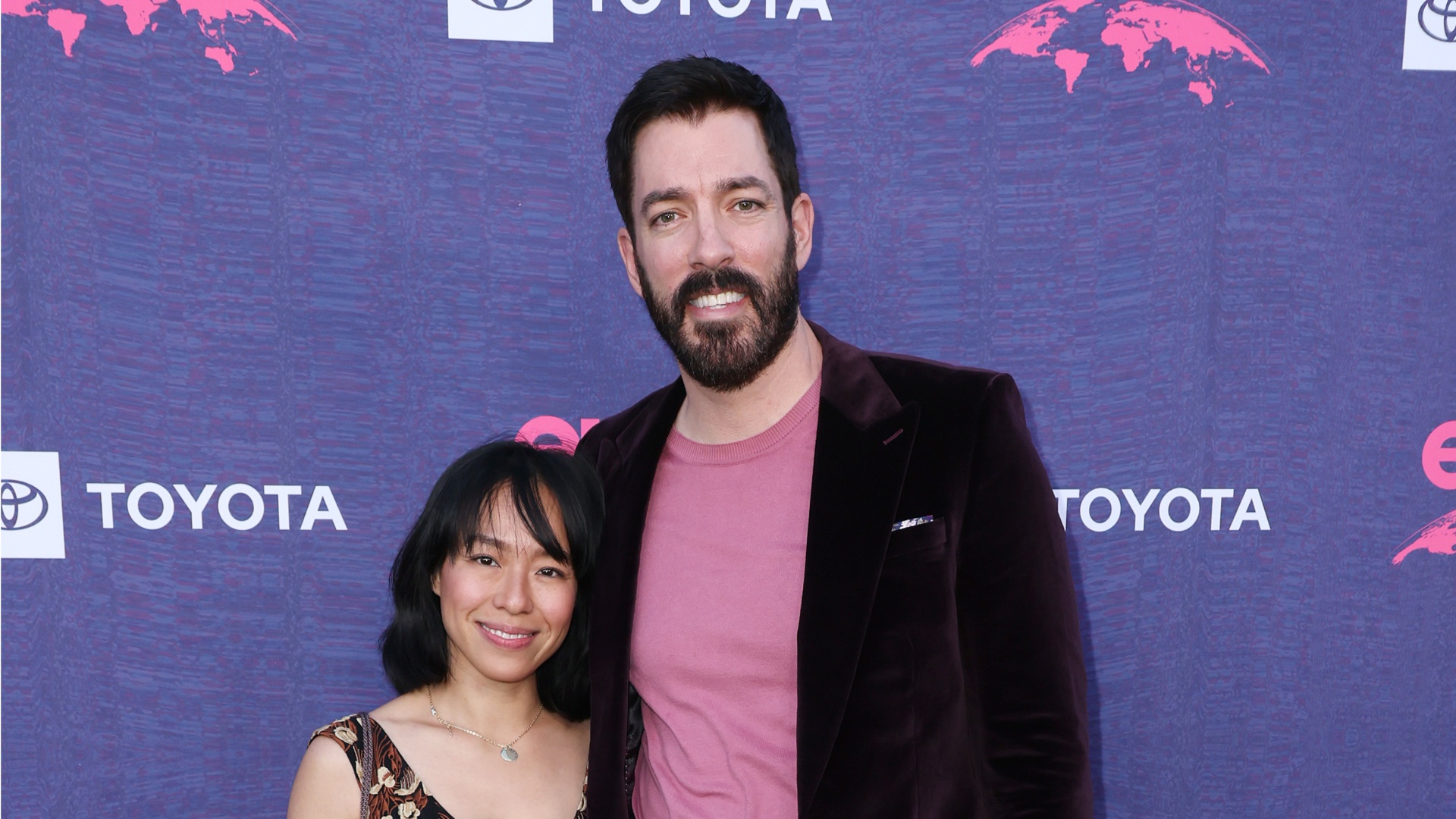 Drew Scott and Linda Phan