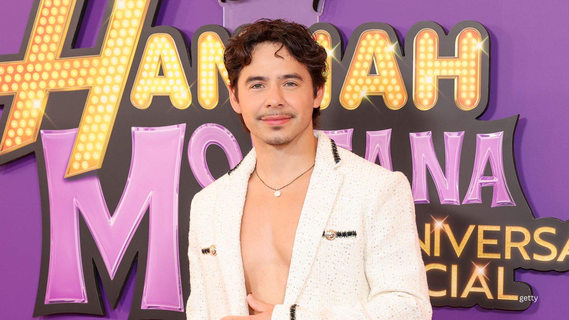 David Archuleta Reunites with Disney Roots at Hannah Montana 20th ...