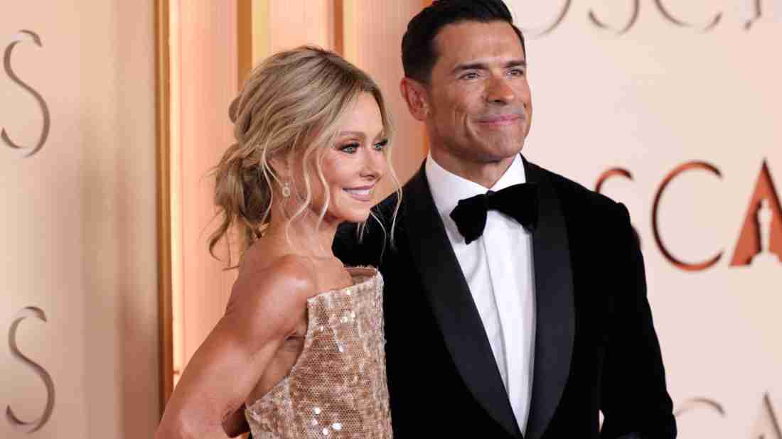Kelly Ripa's Plan For Her Funeral - And Mark Consuelos' Role