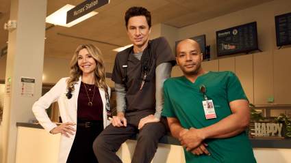 Zach Braff Talks ‘Heartwarming’ Return of ‘Scrubs’: ‘It’s Like a Hug’