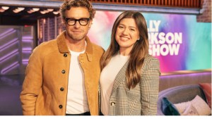 Simon Baker and Kelly Clarkson on 'The Kelly Clarkson Show'