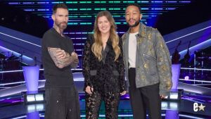 Adam Levine, Kelly Clarkson, John Legend