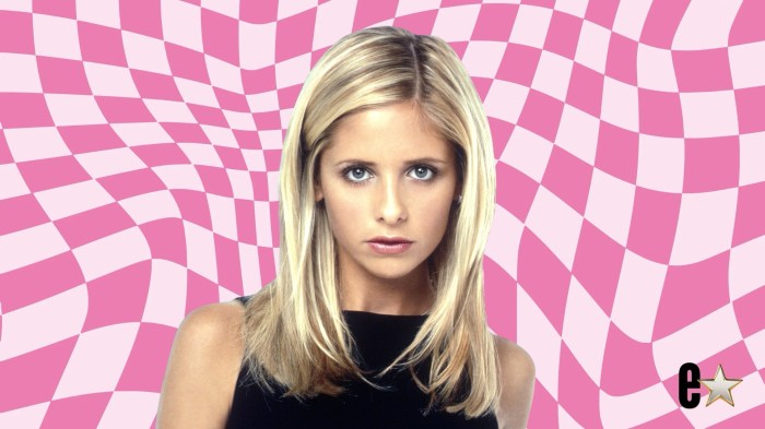 SARAH MICHELLE GELLAR