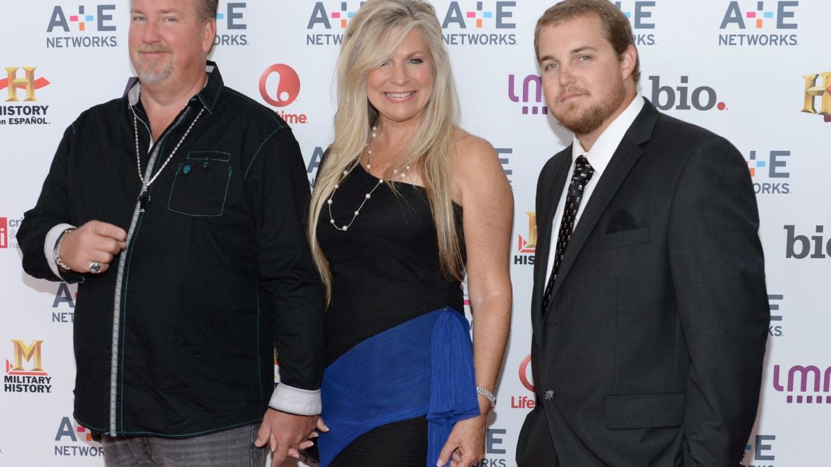 Storage Wars Premiere