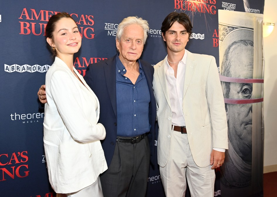 Carys Zeta Douglas, Michael Douglas and Dylan Douglas